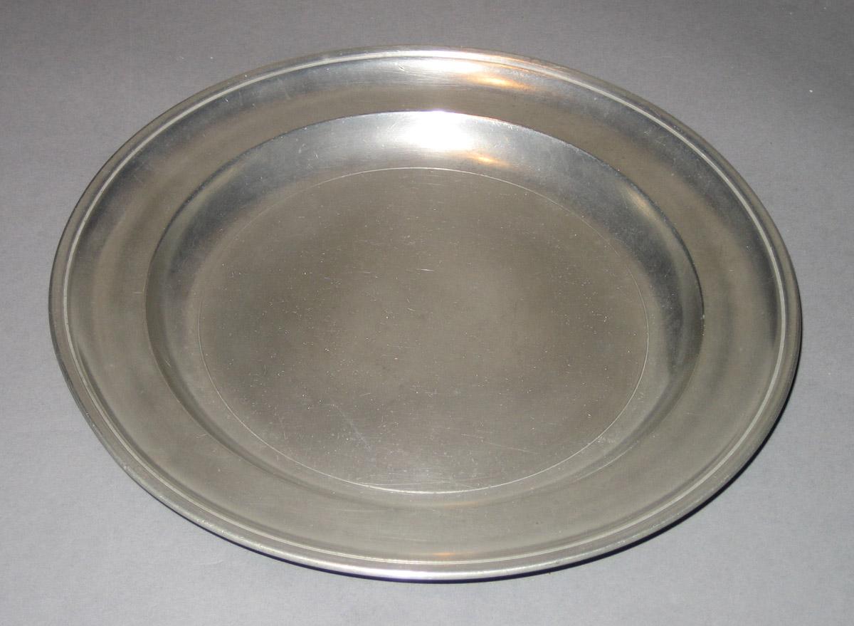 1965.2495 Plate