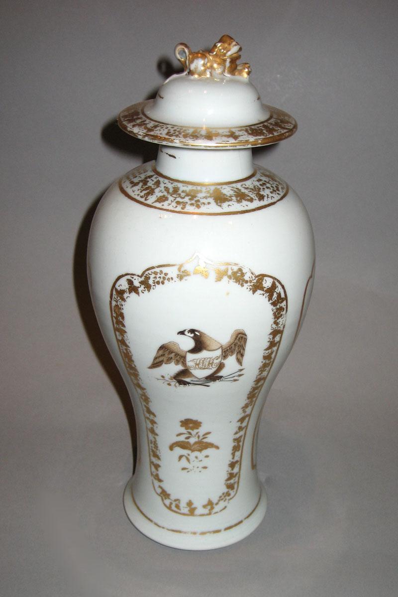 1956.0038.047  Vase view1