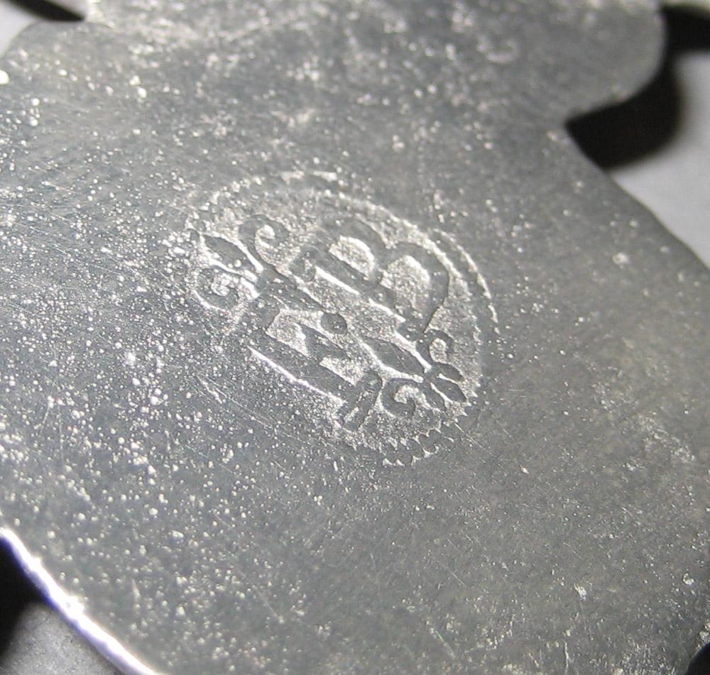 1965.2499 Porringer (mark)