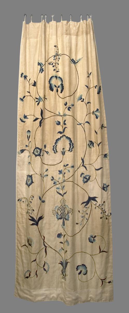 1965.2509 A Bed Hanging, Side Curtain