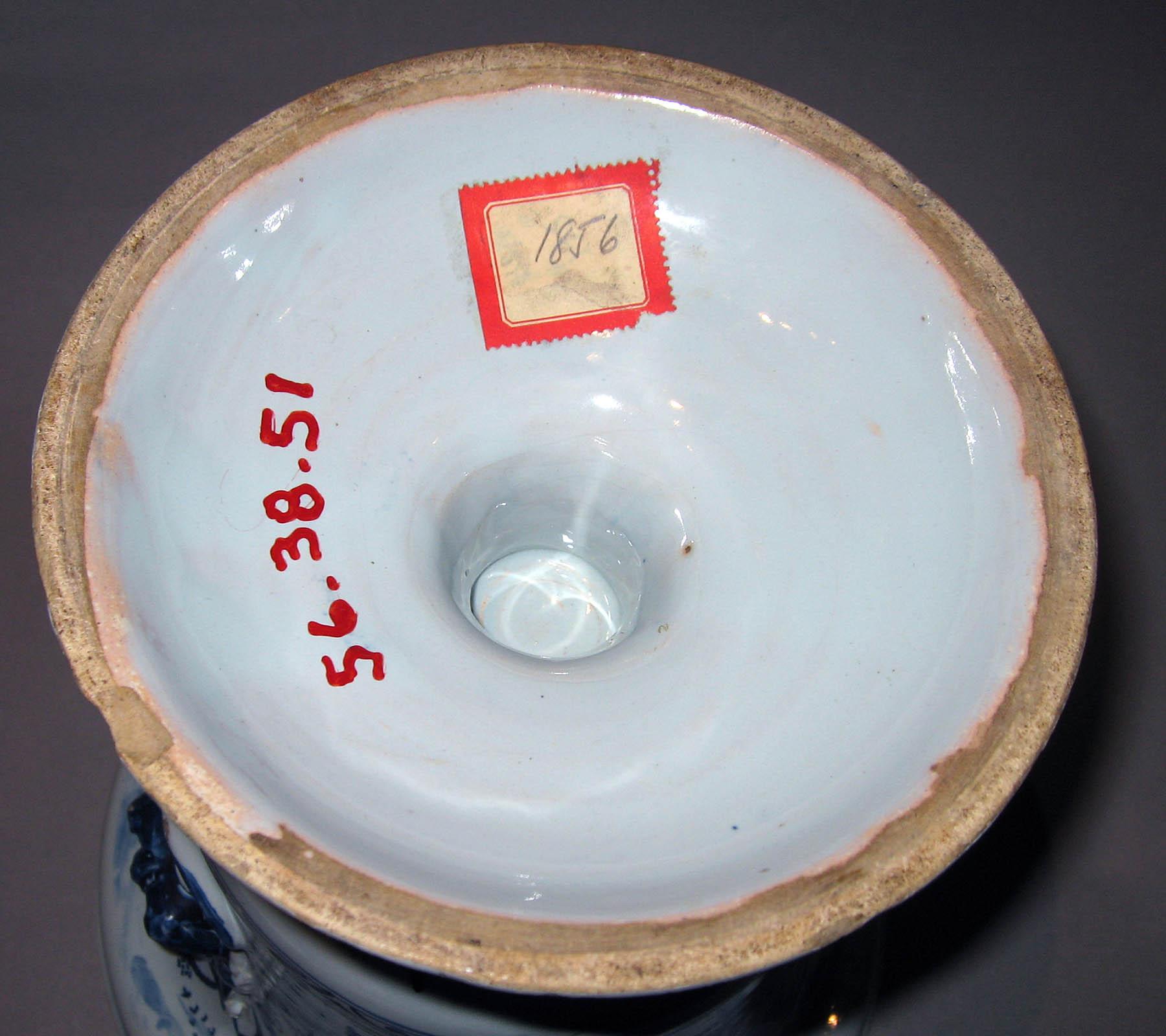 1956.0038.051 Earthenware vase (underside)