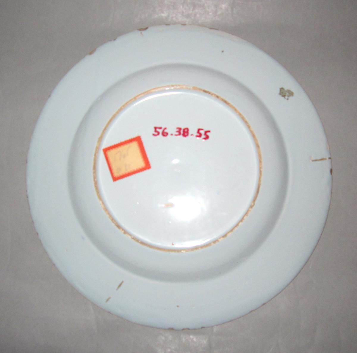 1956.0038.055 Delft plate underside
