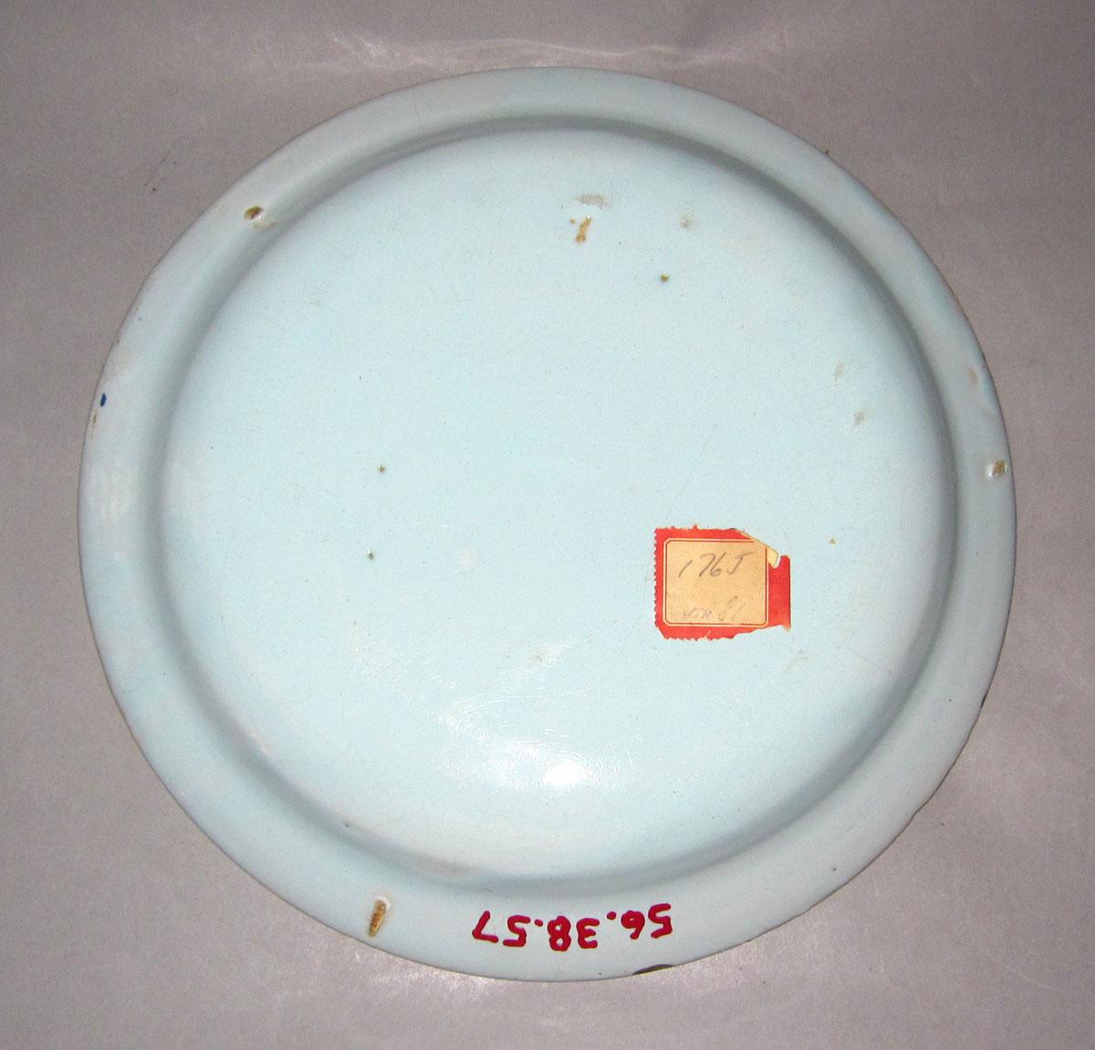 1956.0038.057 Delft plate underside