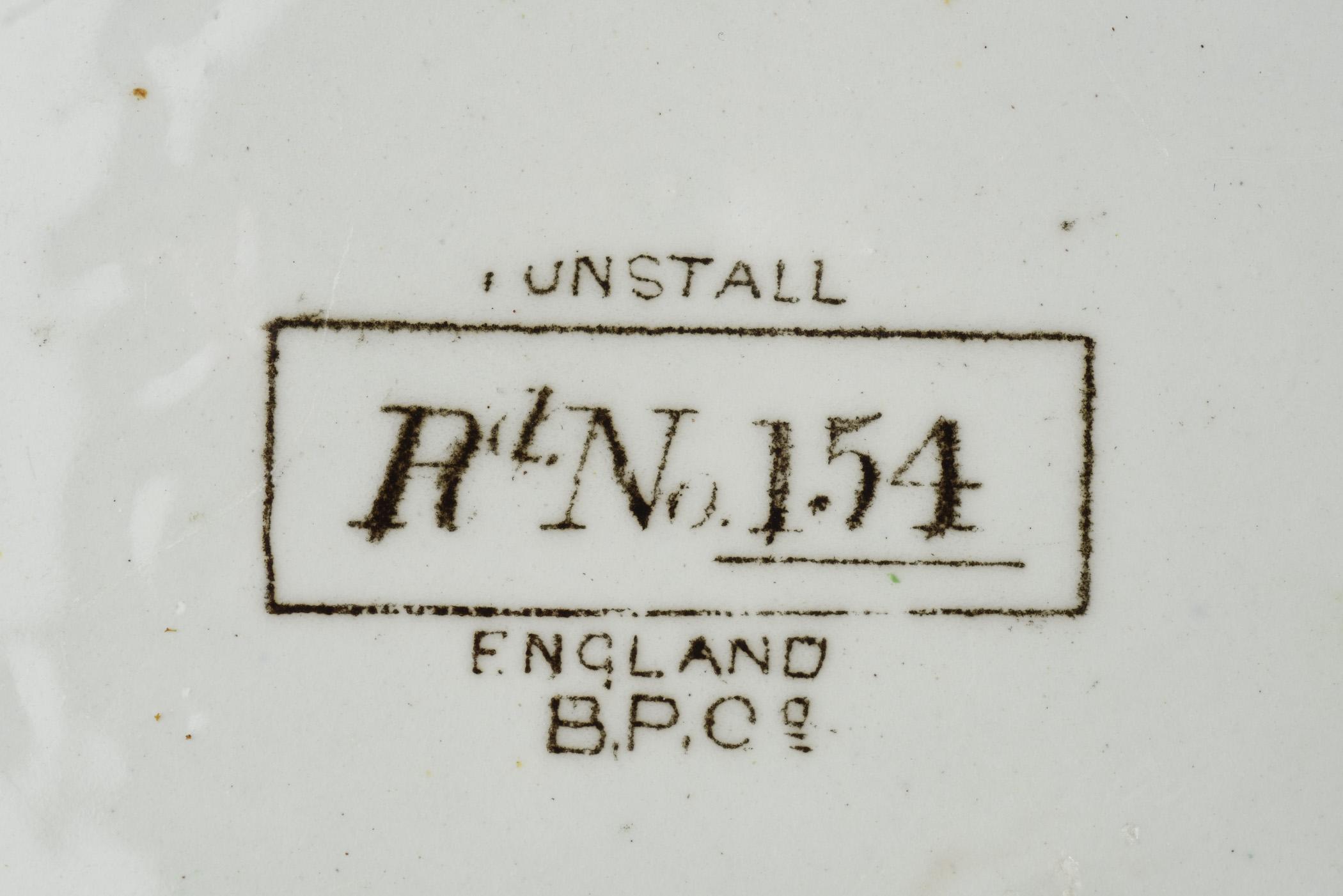 2006.0010.001 Plate, detail 1