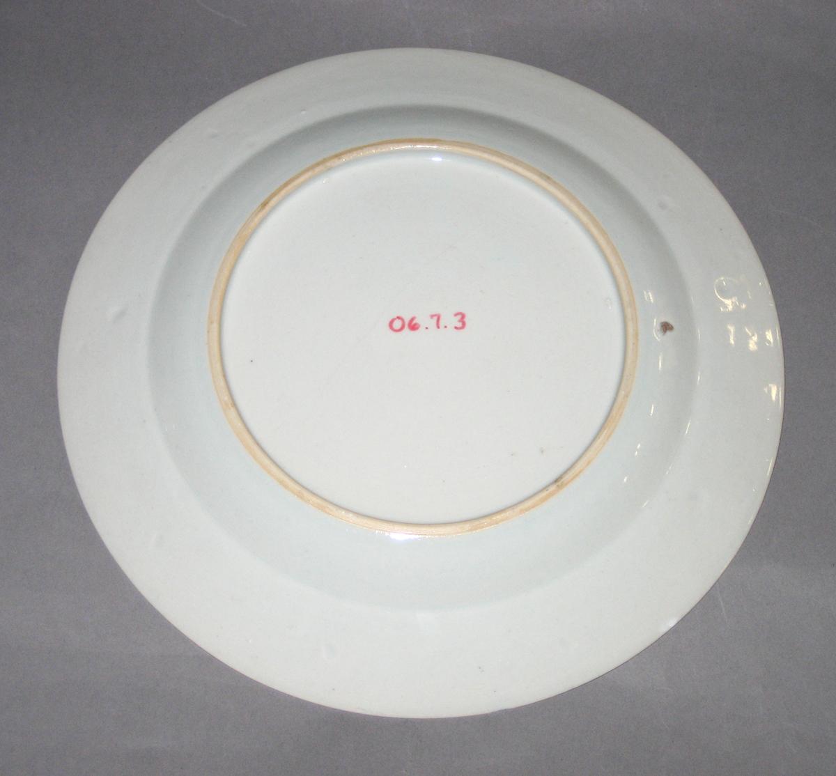 2006.0007.003 Porcelain plate back