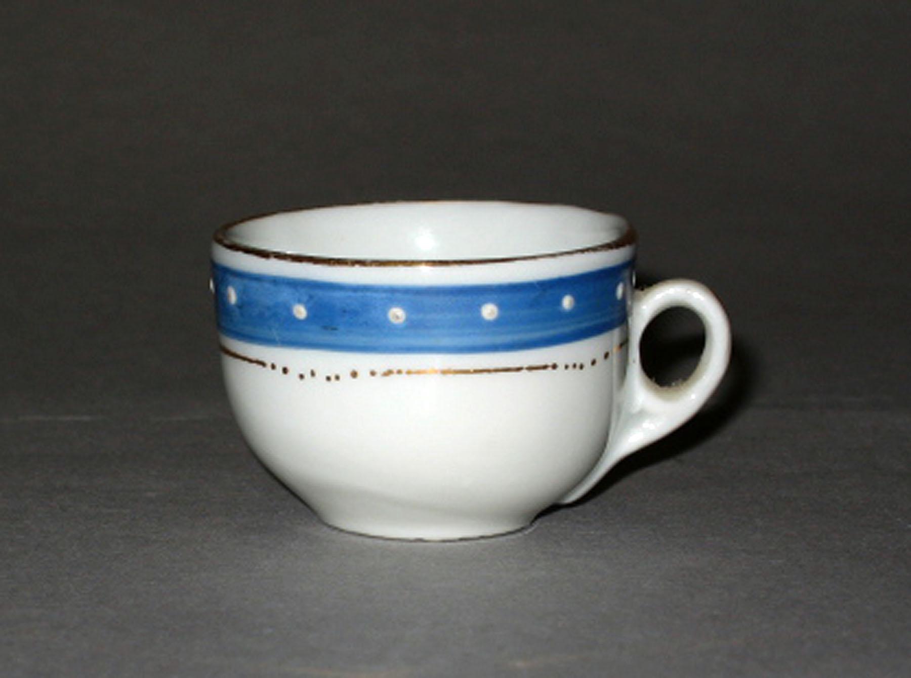 2006.0007.004.005 Miniature porcelain teacup
