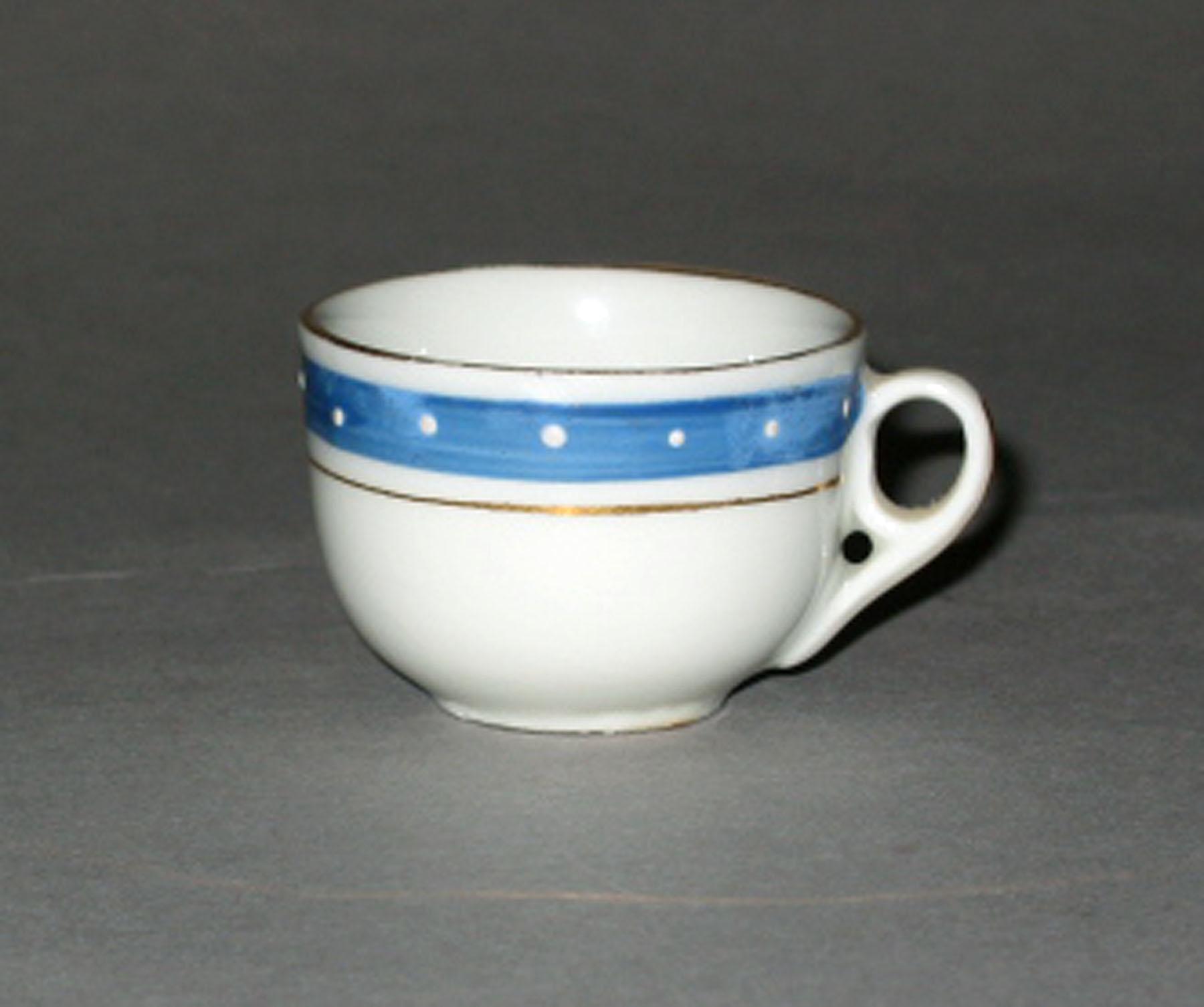 2006.0007.004.006 Miniature porcelain teacup
