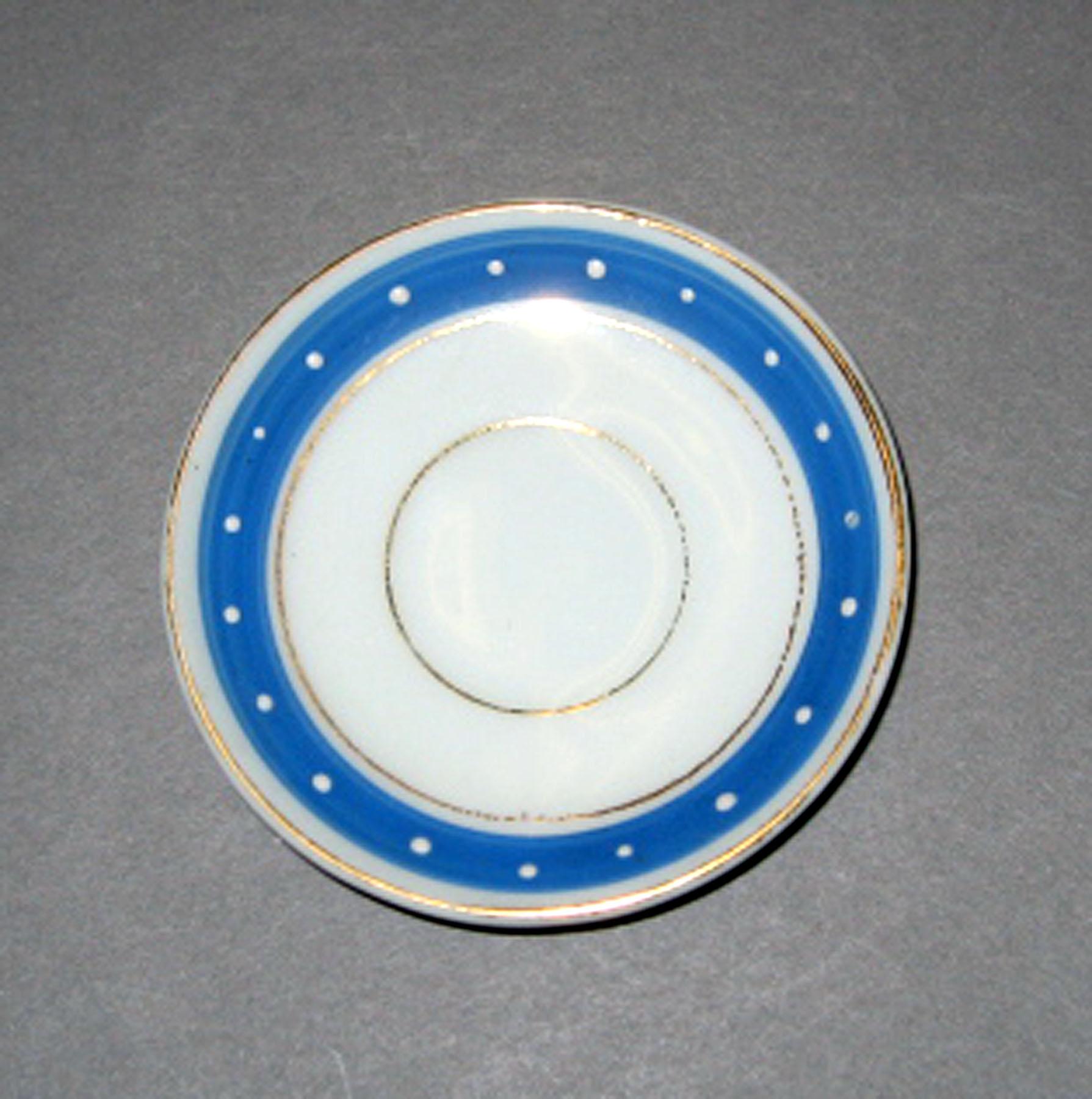 2006.0007.004.010 Miniature porcelain saucer