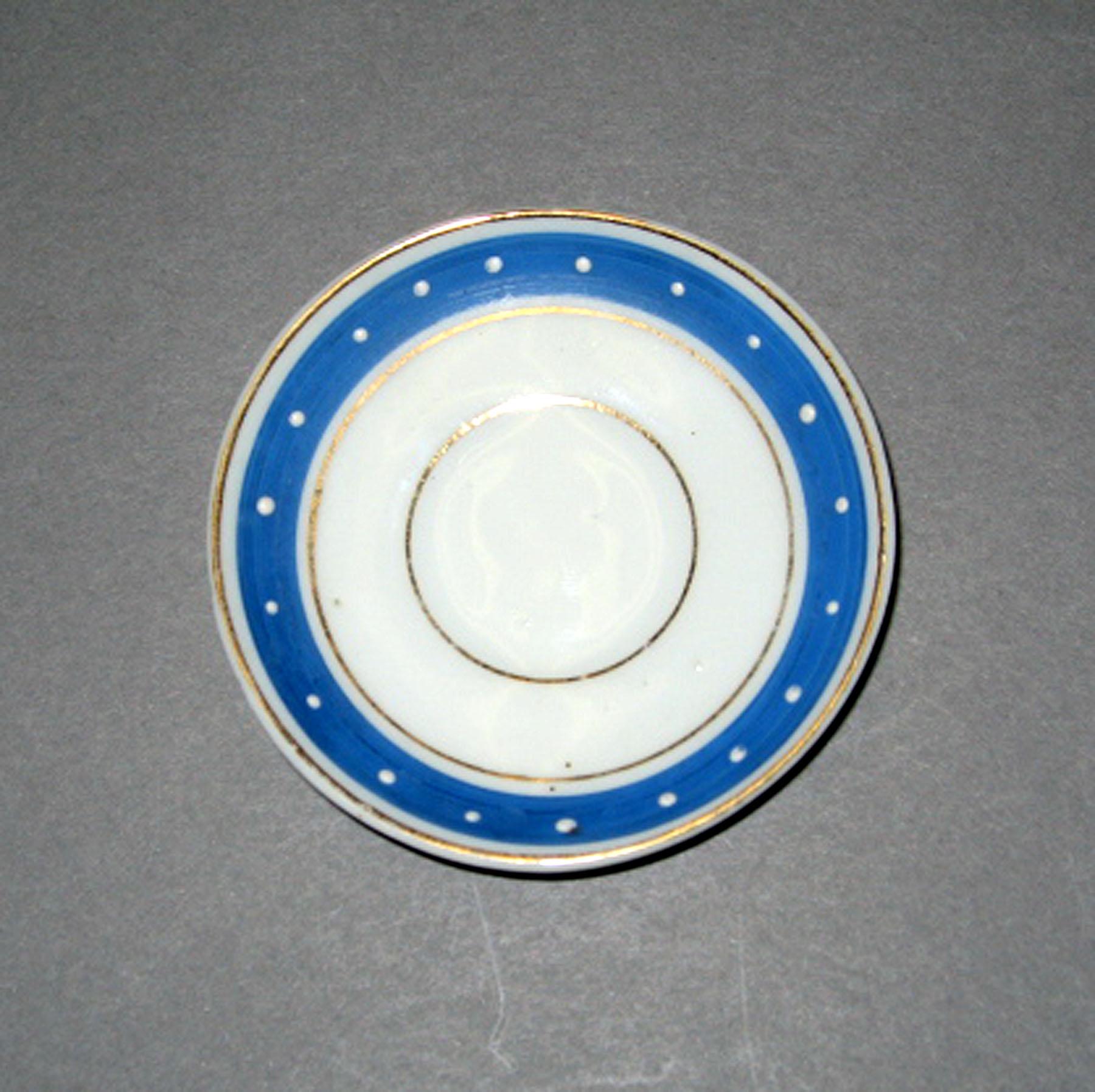 2006.0007.004.012 Miniature porcelain saucer