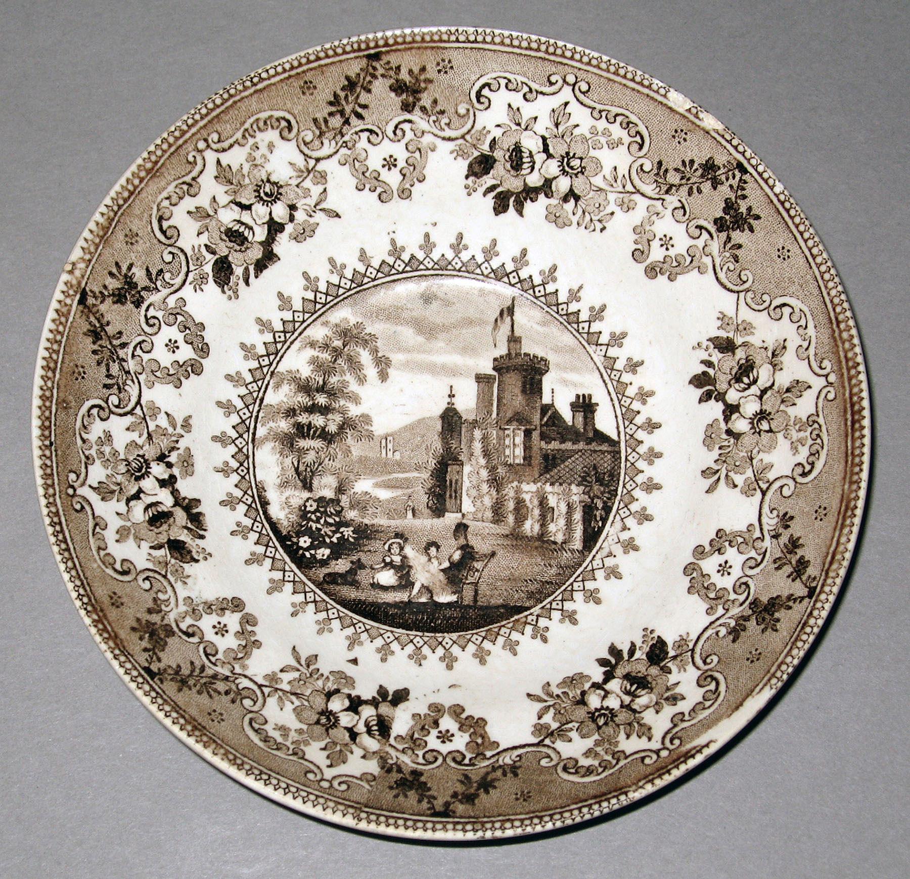 2006.0010.002 Jacksons Earthenware Saucer