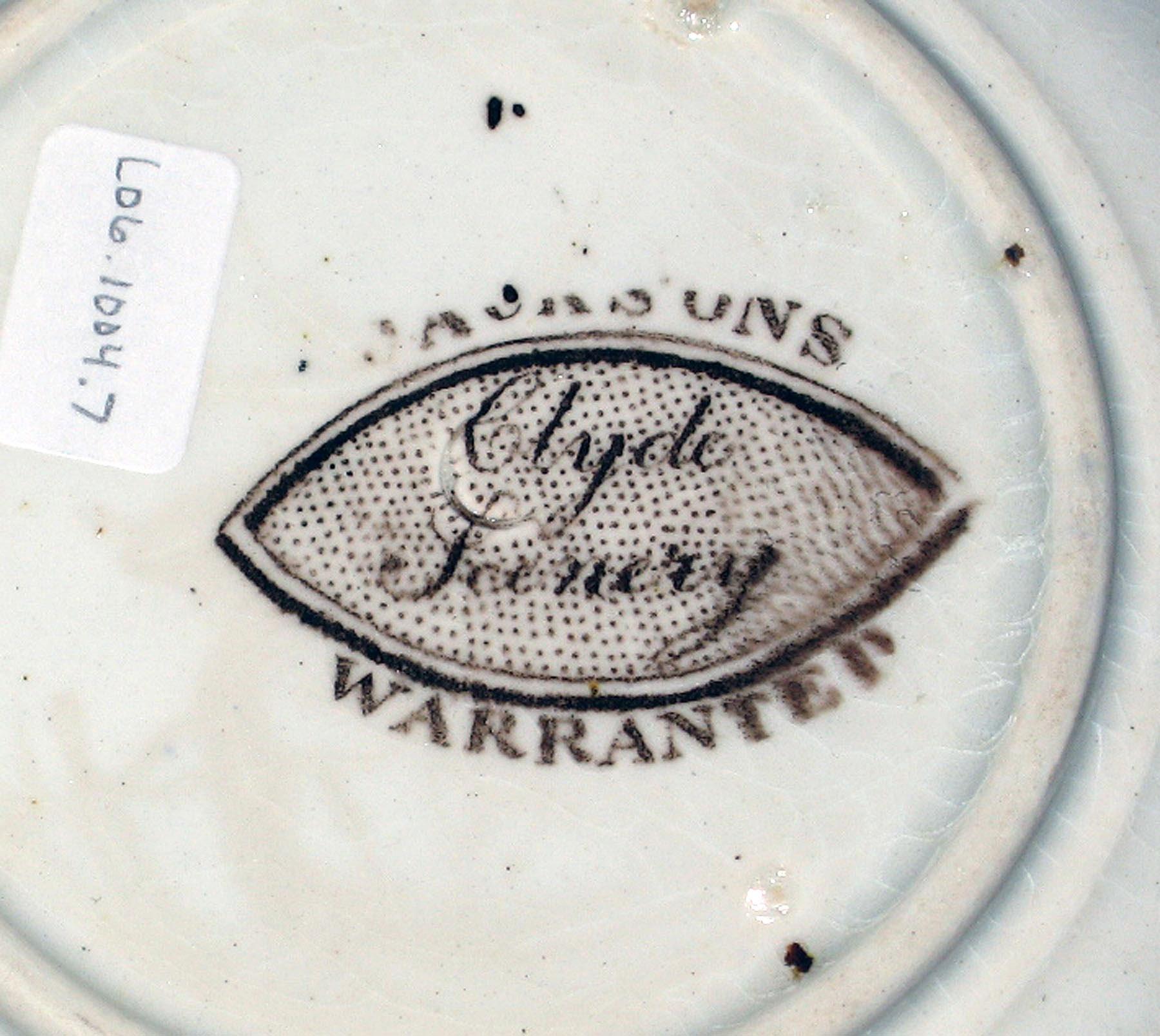 2006.0010.002 Jacksons Earthenware Saucer, detail