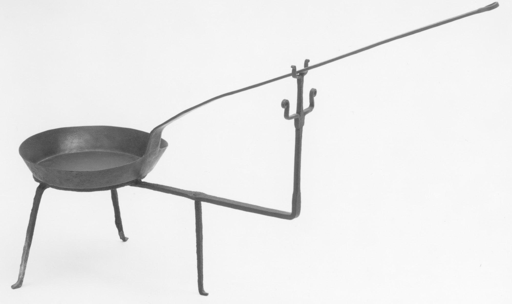 1965.2708 and 1965.2707 Trivet and Fry pan