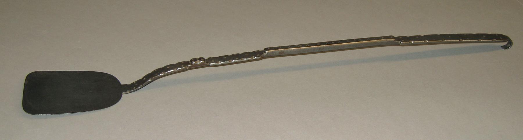 1965.2723 Spatula