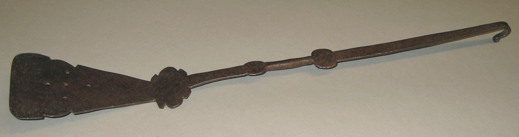 1965.2733 Spatula