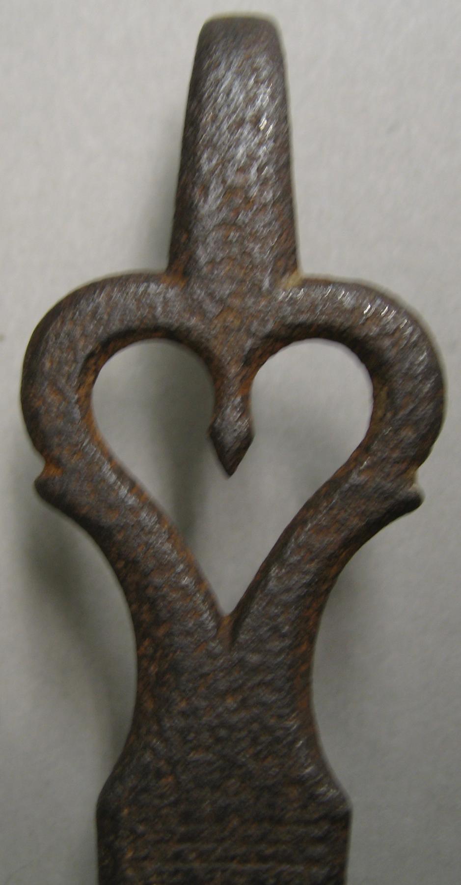 1965.2735 Fork (detail 2)