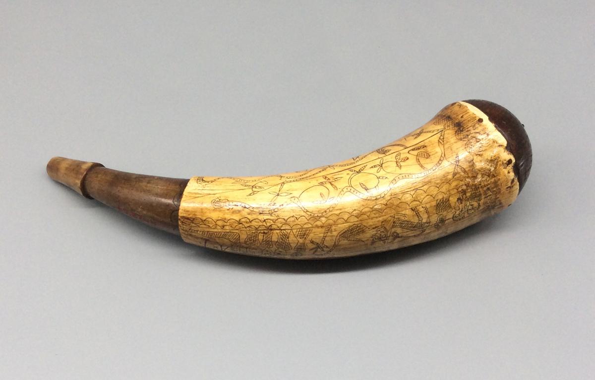 1965.2744 A Powder horn, view 4 NEH