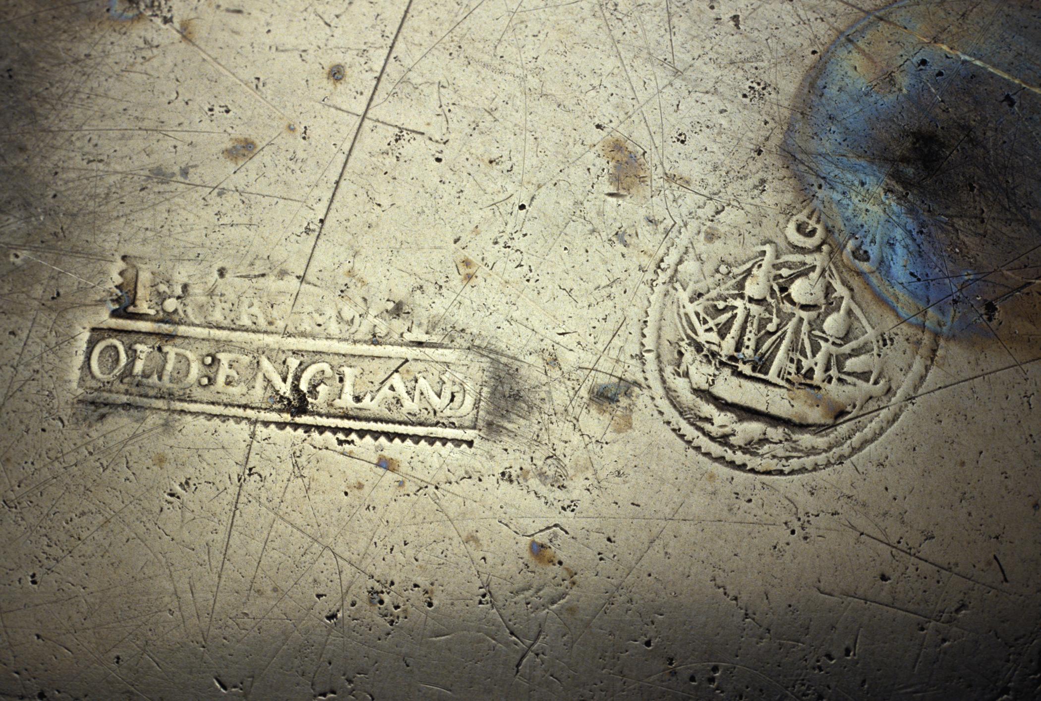 1965.2754 Pewter dish (marks)