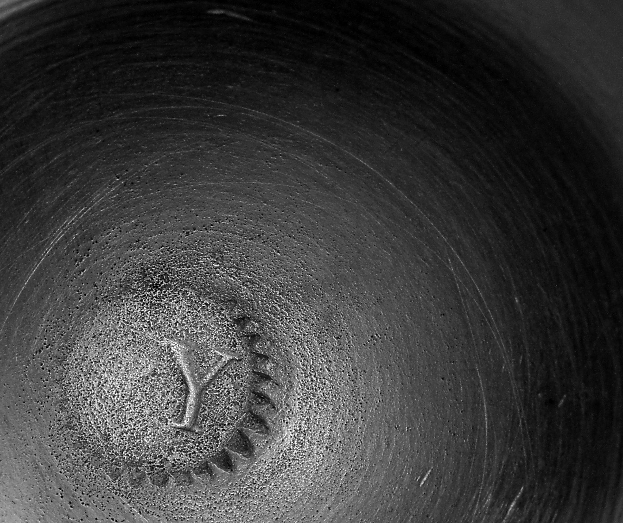 1965.2755 Pewter chalice (mark)