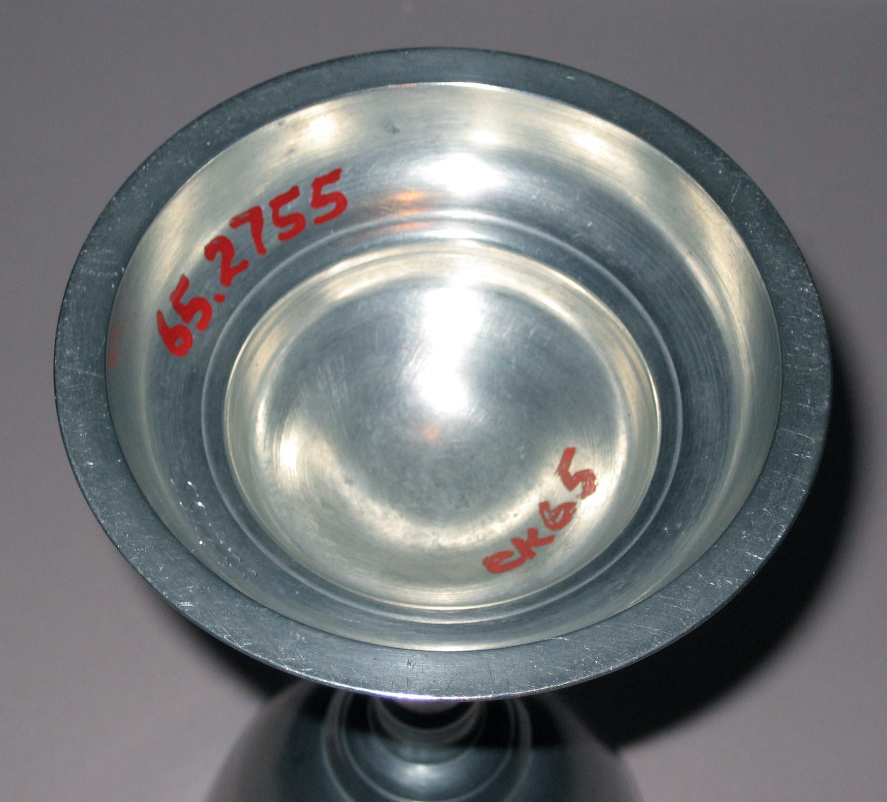 1965.2755 Pewter chalice (bottom)
