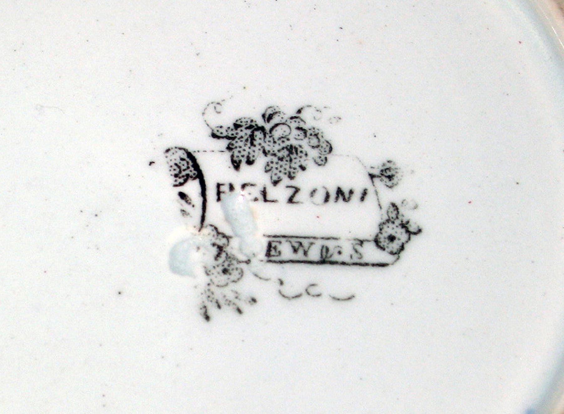 2006.0010.003 B Earthenware saucer, detail