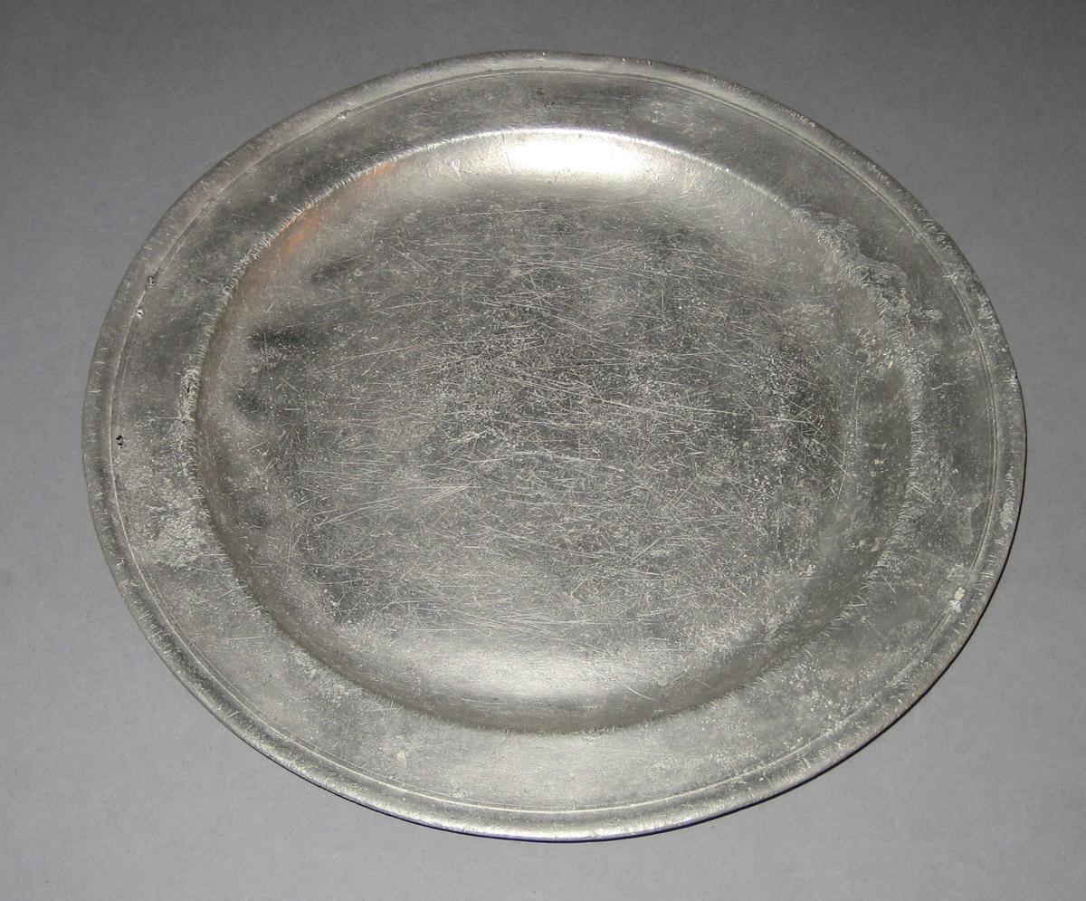 1965.2762 Dish