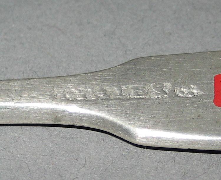 1965.2772 Spoon (mark)
