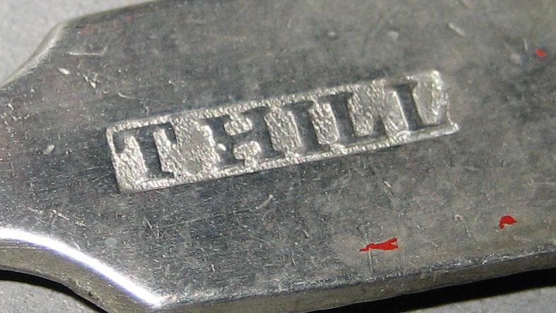 1965.2783 Spoon (mark)