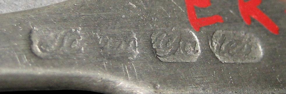 1965.2792.002 Spoon (mark)