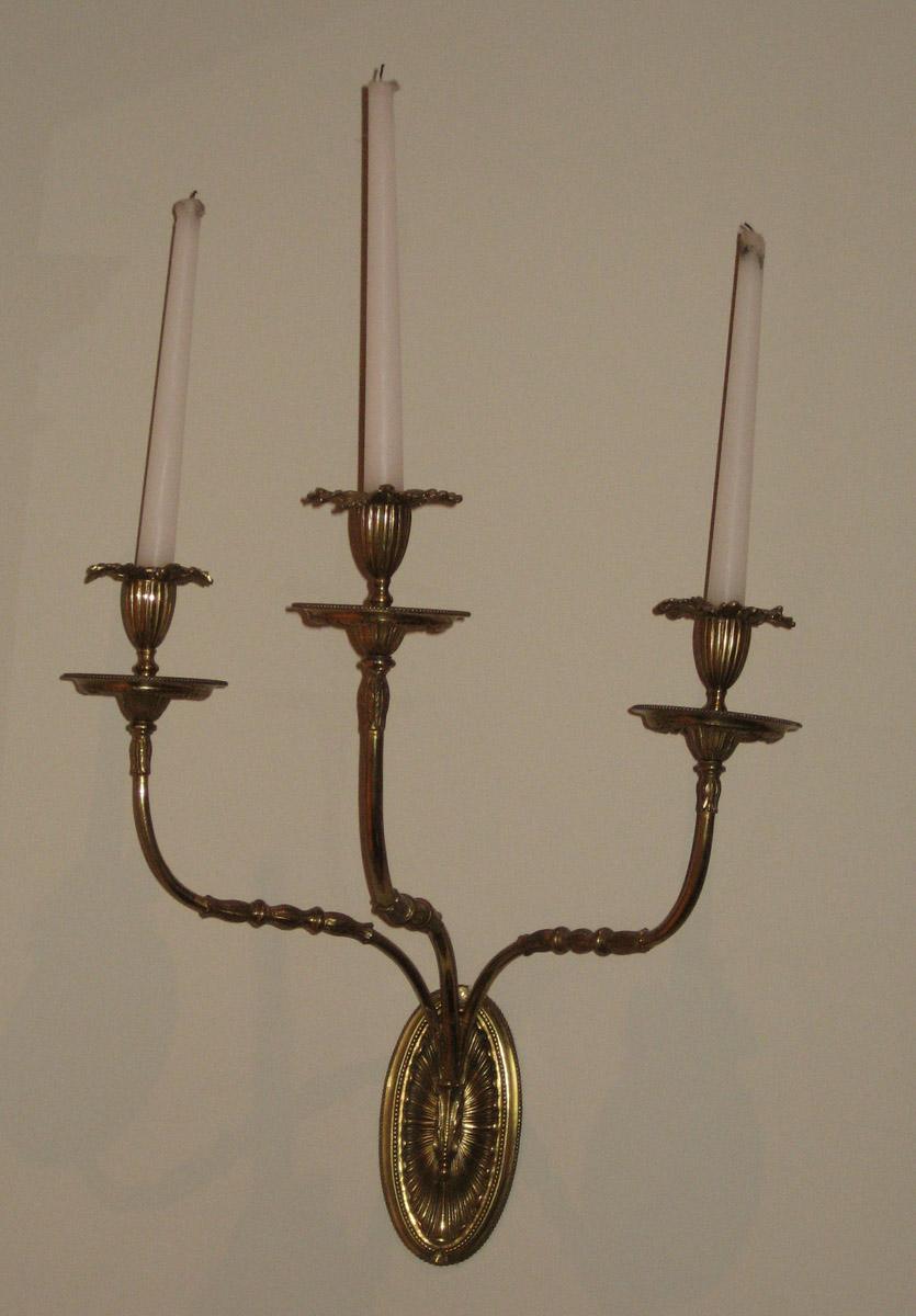1965.2875.002 Sconce