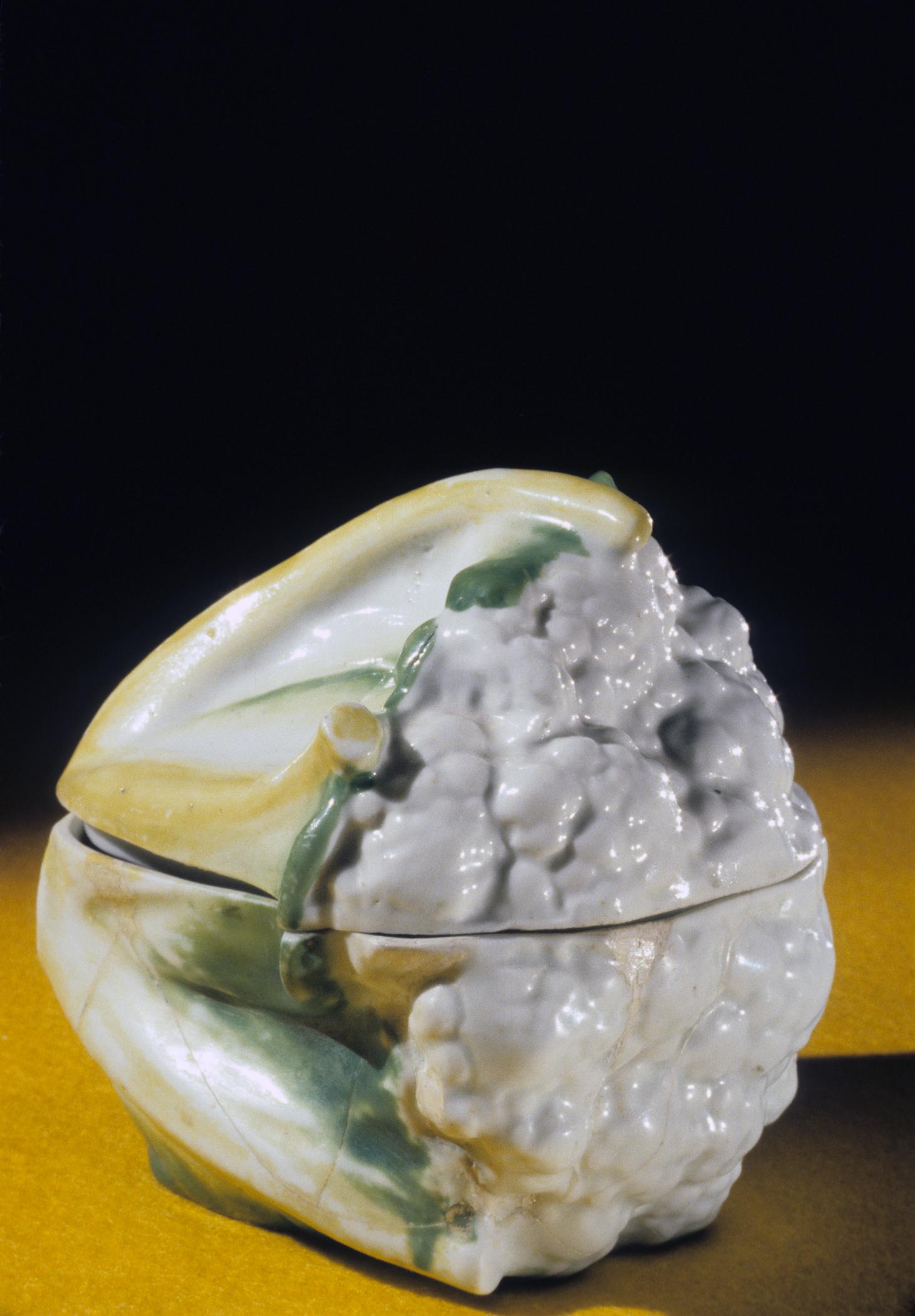 1965.2880 A, B Cauliflower tureen (Overall view)