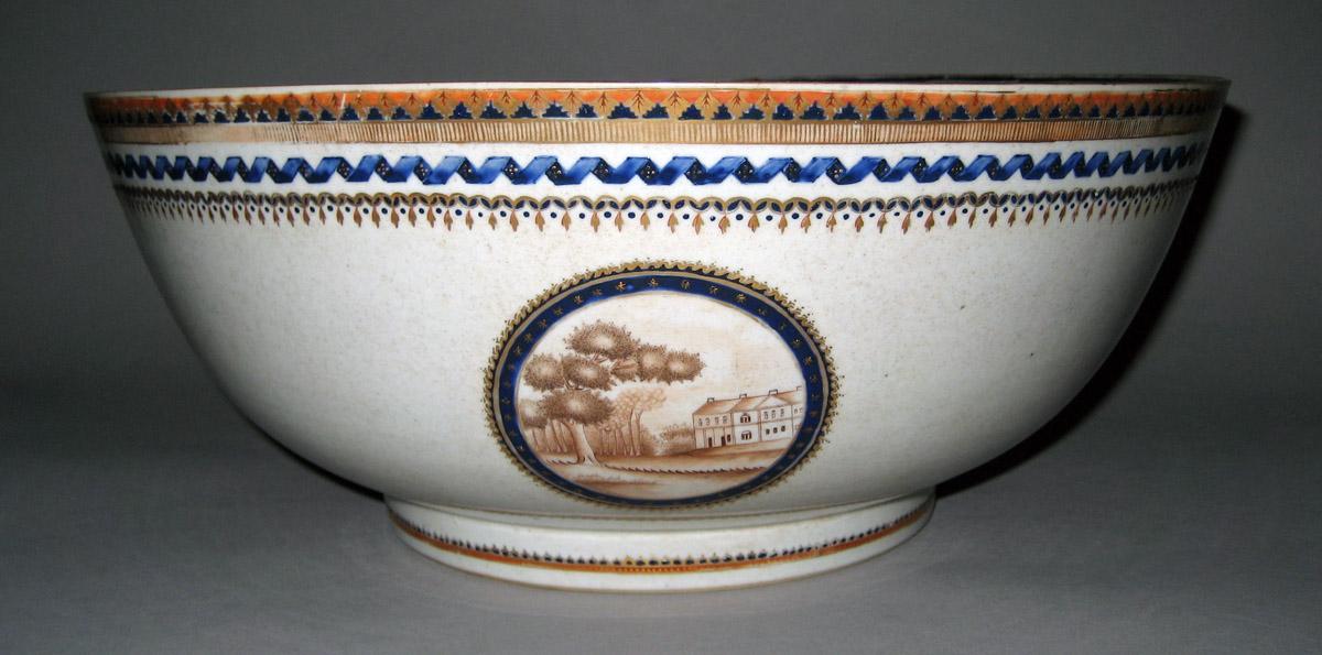 1965.2889 Porcelain Bowl side 3