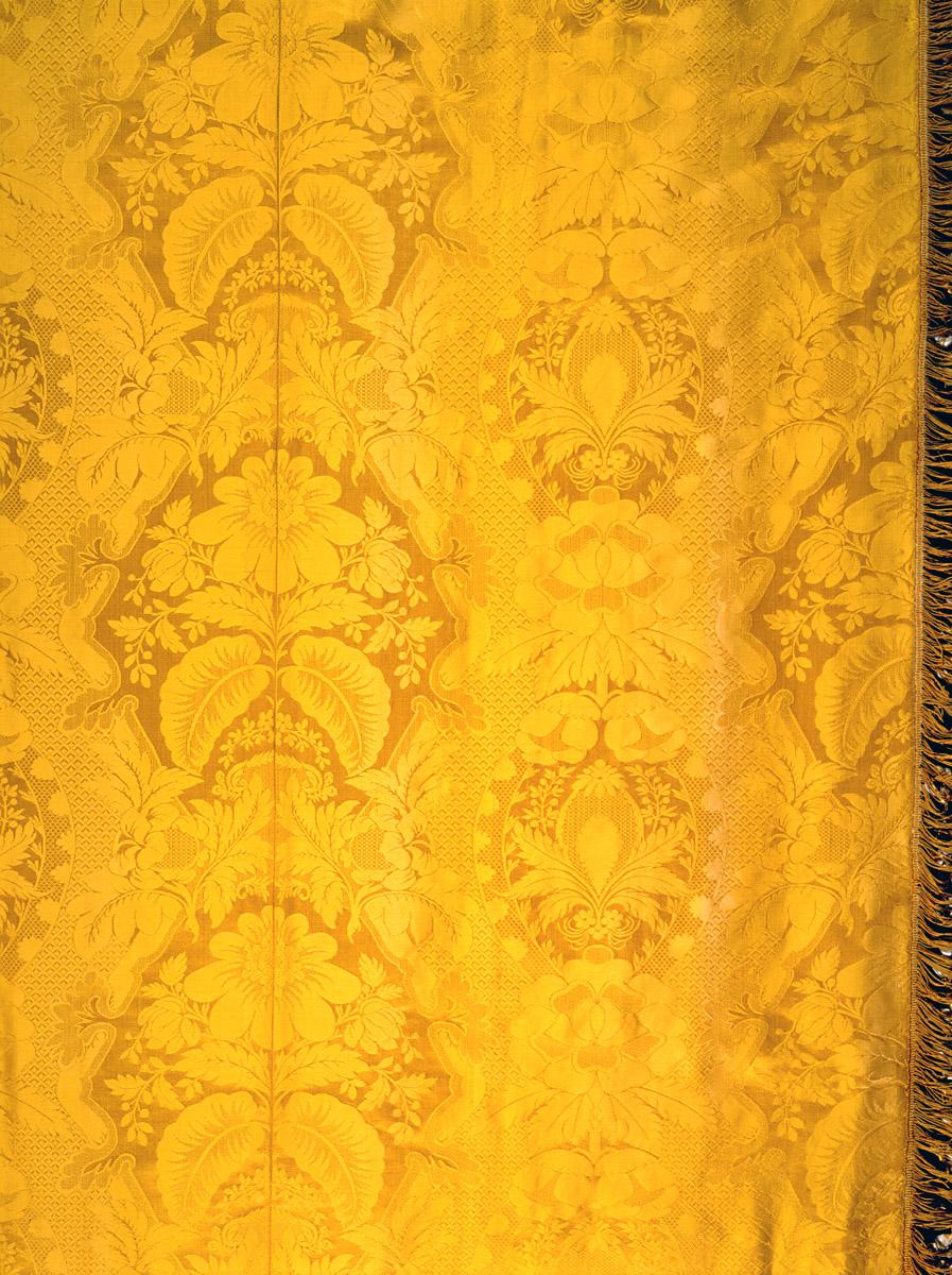 1965.2900.006 B Window Hanging, Side Curtain, view 1