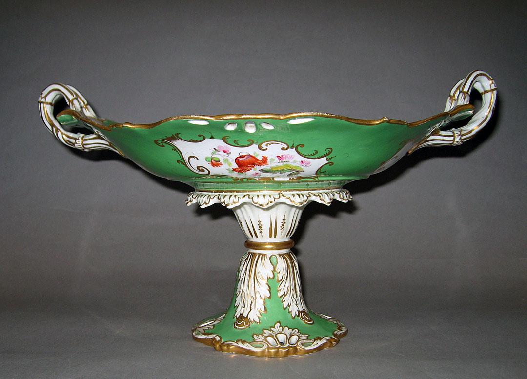 1965.2918.001 Bone-china dish (profile)