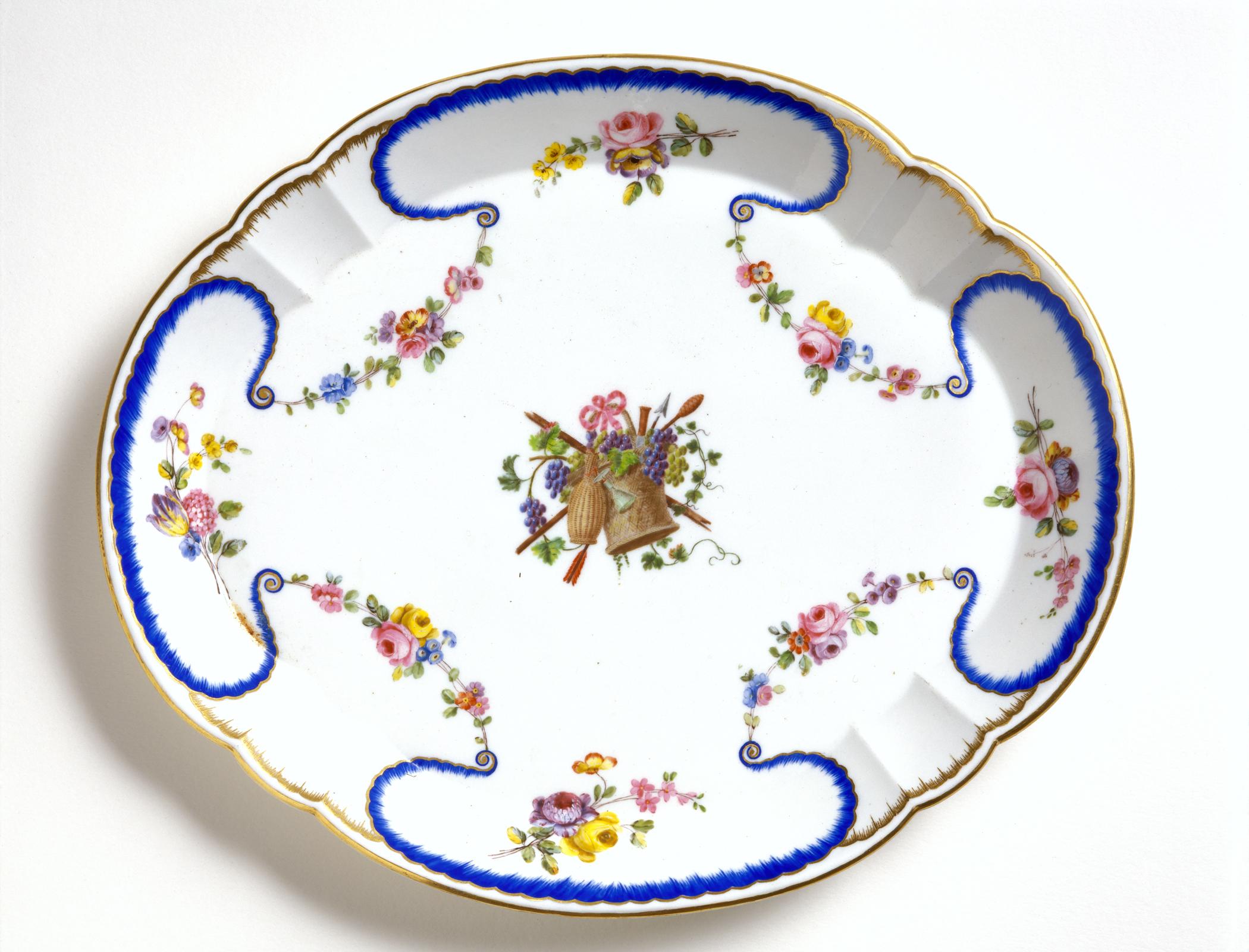1965.2919.001 Sevres porcelain dish