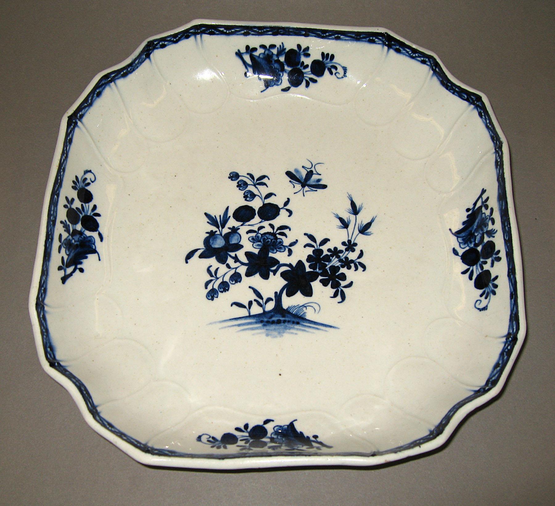 1965.2922.004 Dish