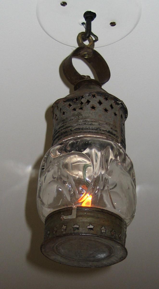 1965.2936 Lantern