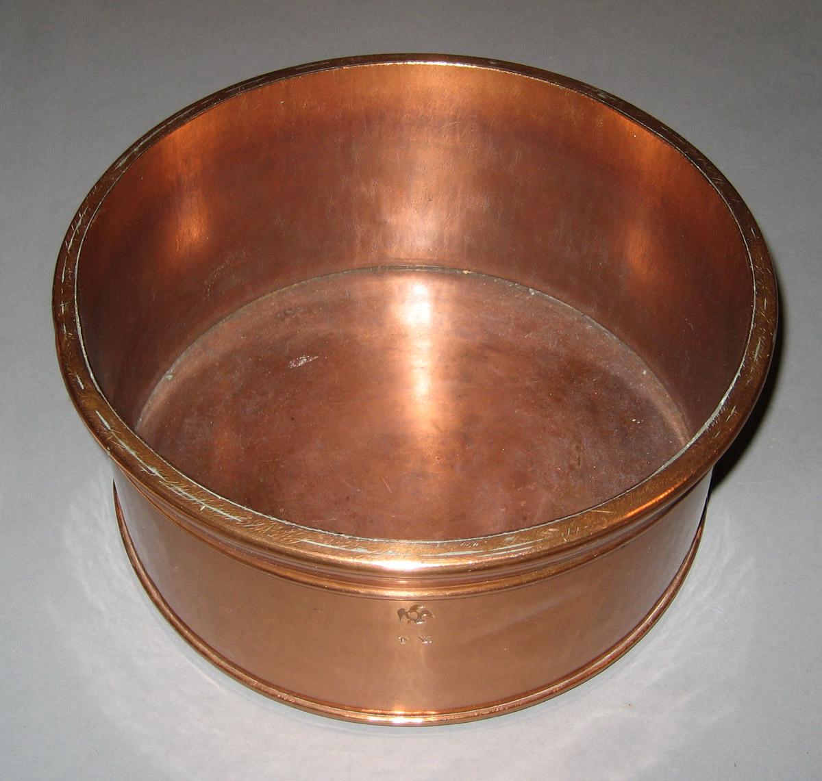 1965.3002.002 Measure