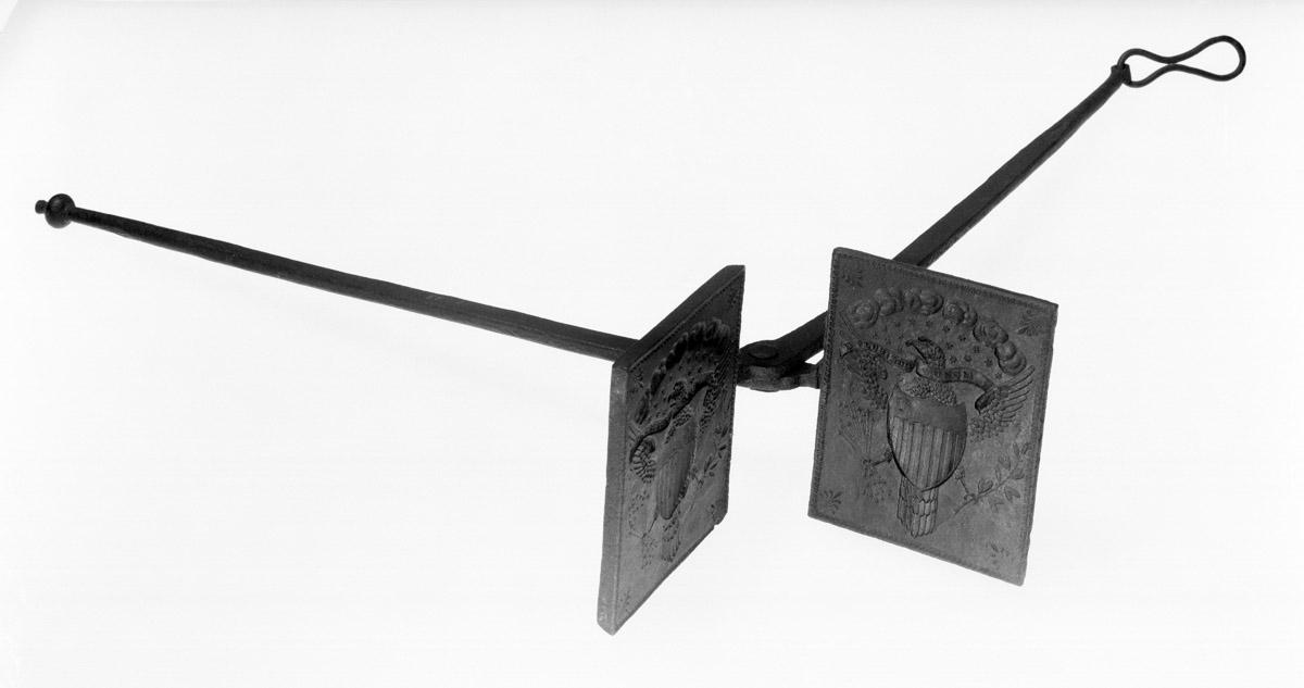 1965.3005 Wafer iron