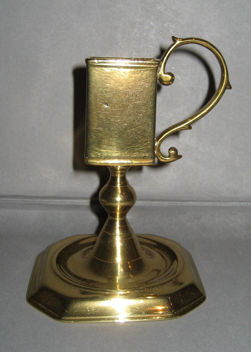 1965.3040 Snuffer Stand
