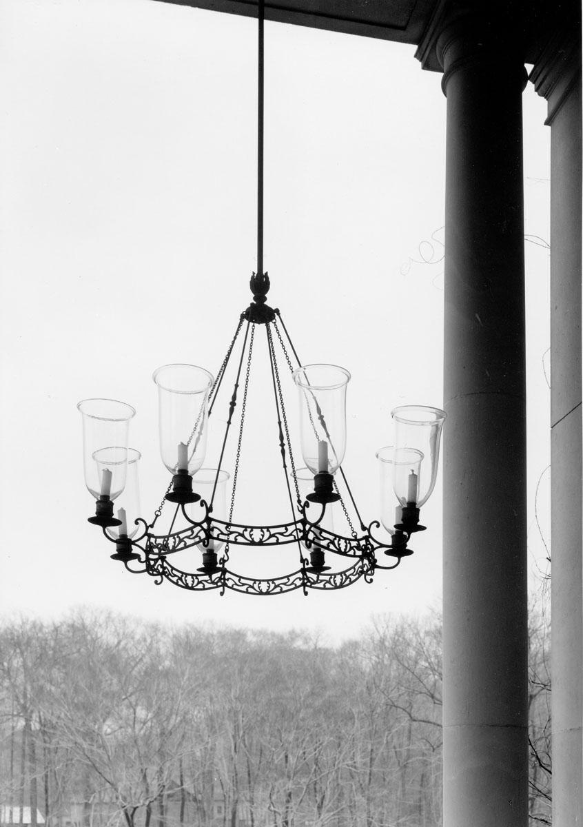1965.3034.001 Chandelier (detail)