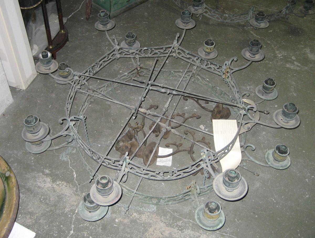 1965.3043.001 Chandelier