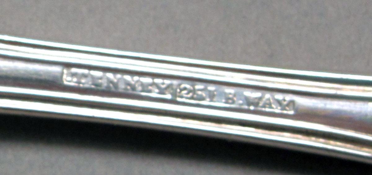1965.3061 Silver fork mark
