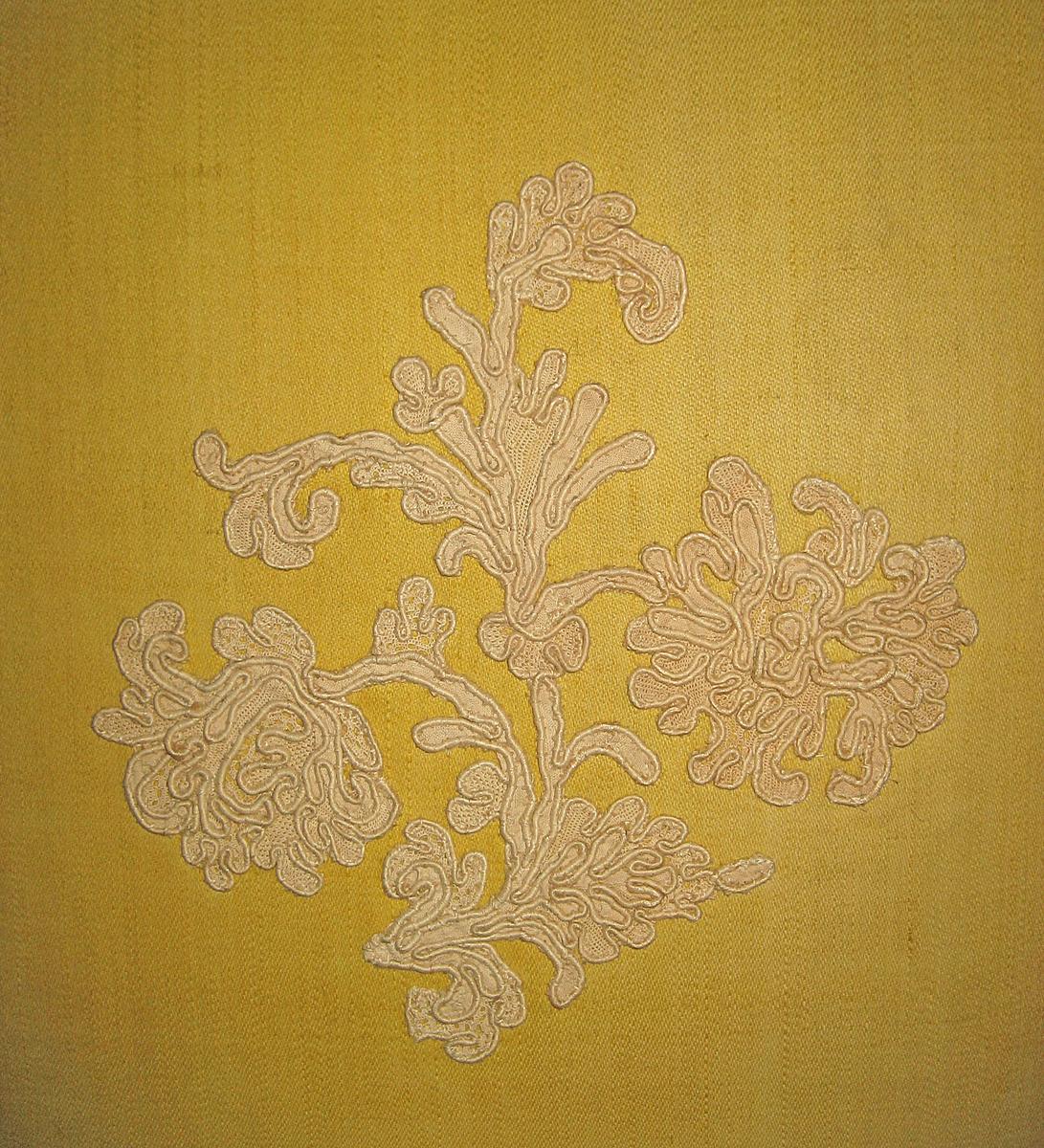 1965.3091 Back stool fabric detail