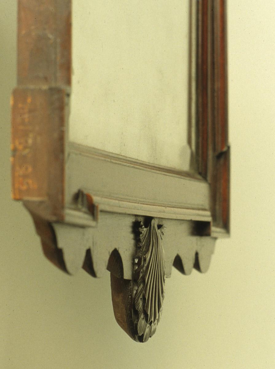 1956.0038.134 Looking glass or mirror, detail 2