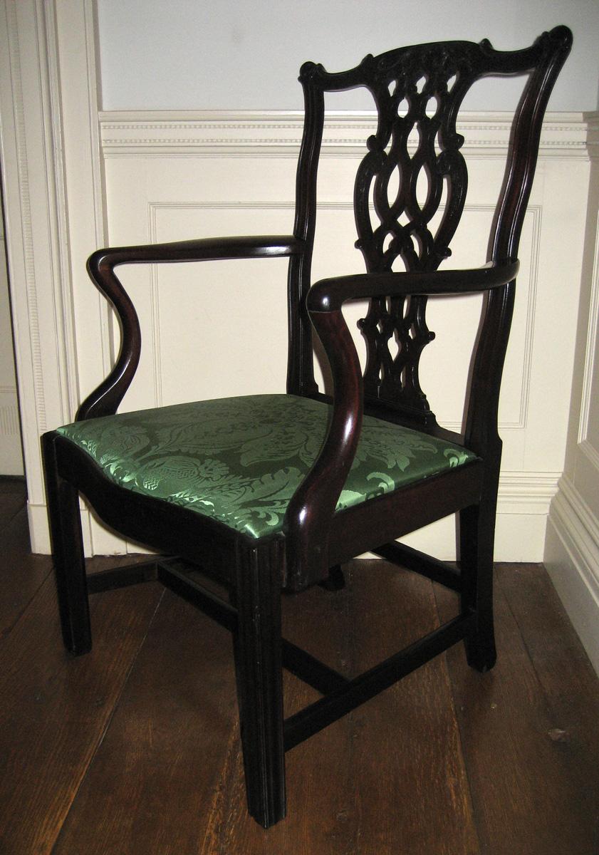 1951.0024 chair with 1984.0617.005 seat view 1