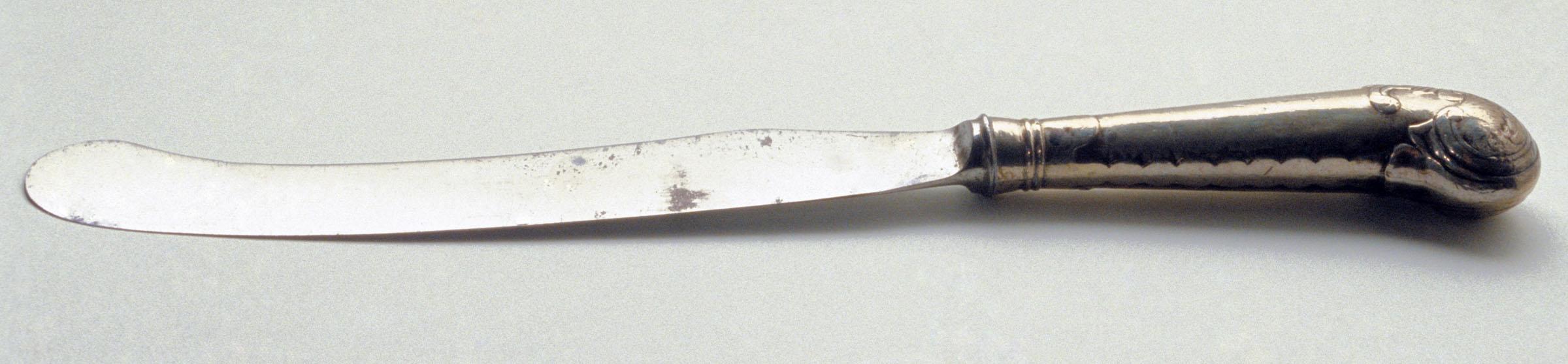 1966.0080.001 Knife, view 1