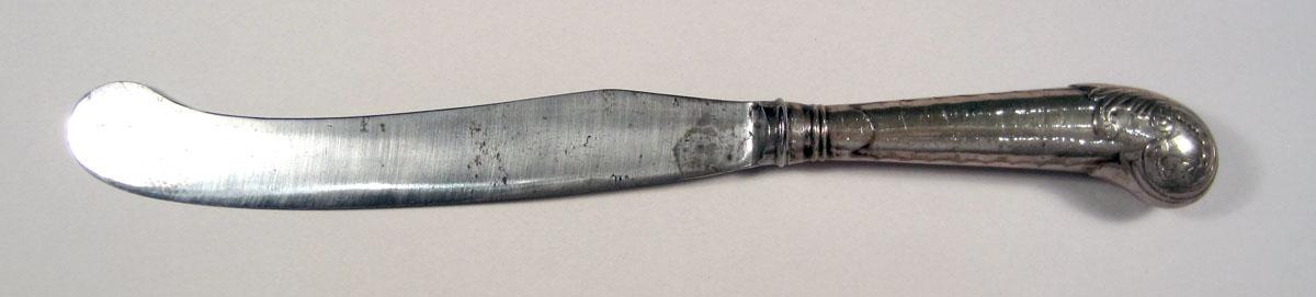 1966.0080.001 Silver Knife upper surface
