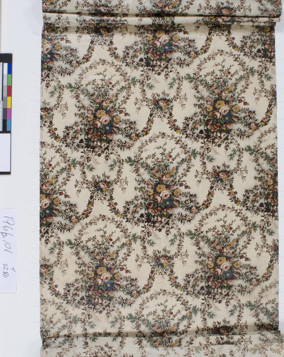 1966.0101 Textile, printed, detail 1