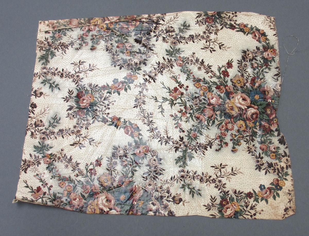 1966.0101 (small on roll) Textile, printed obverse