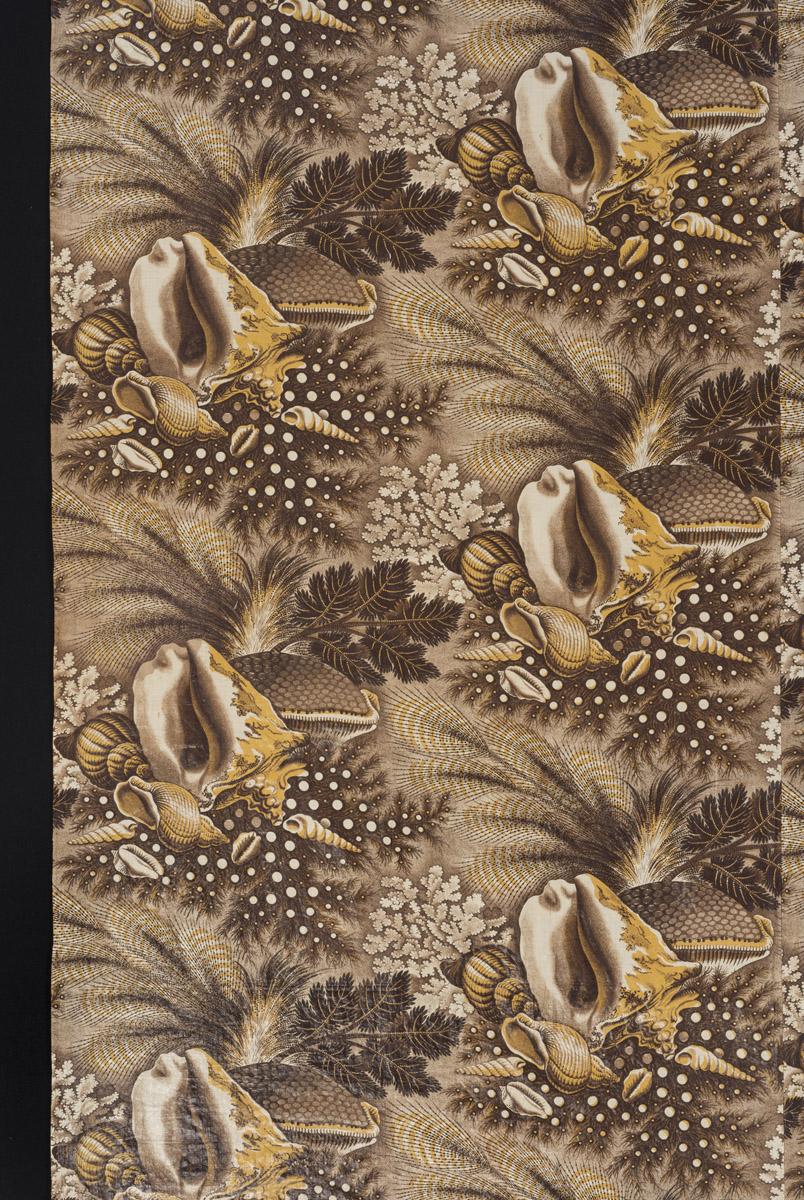 1966.0109 Bedcover, detail 2